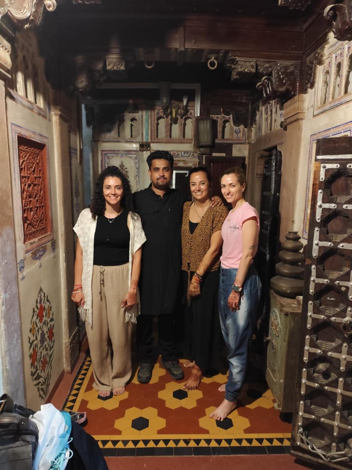 Rose Merry Guesthouse Μπικάνερ Εξωτερικό φωτογραφία