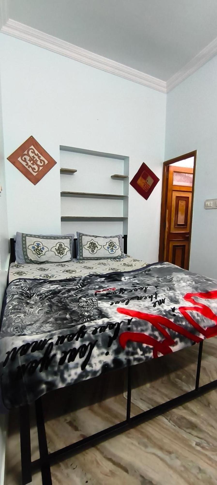 Rose Merry Guesthouse Μπικάνερ Εξωτερικό φωτογραφία